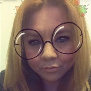 Meet your Posher, Nilsa